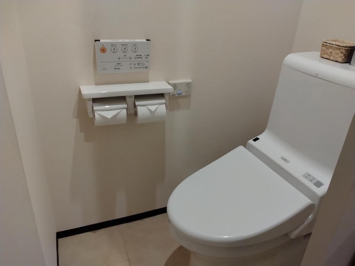 ホテル ベニ ウエスト 大人専用 Osaka Exterior foto